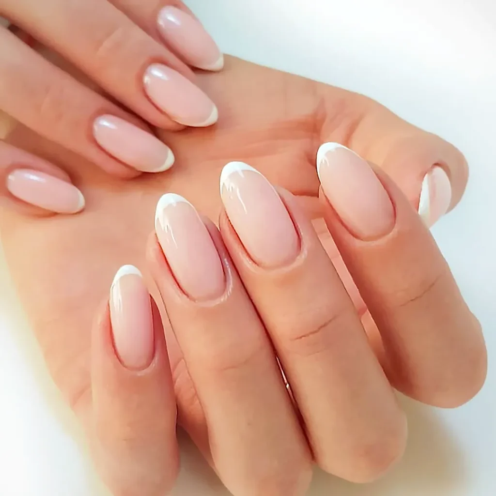 STYLIZACJA ŻELOWA – manicure